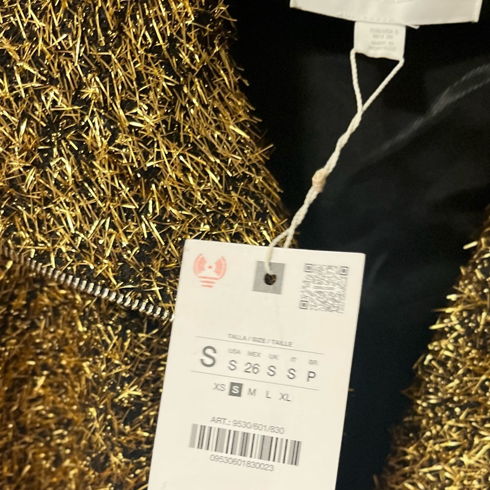 NWT ZARA TREND 2025 COLLECTION METALLIC THREAD BOMBER JACKET S 
🚨FIRM PRICE - Picture 8 of 16